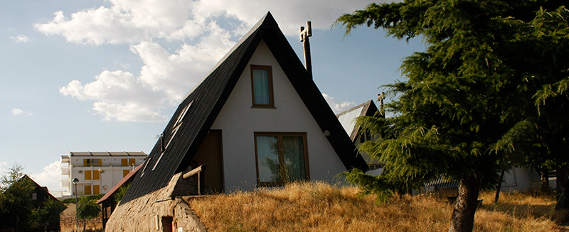casa triangular em Cabeça na Serra da Estrela